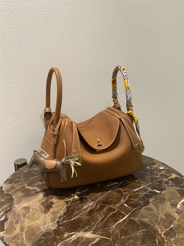 실사 [에르메스] 클레망스 린디 26cm HERMES LINDY26