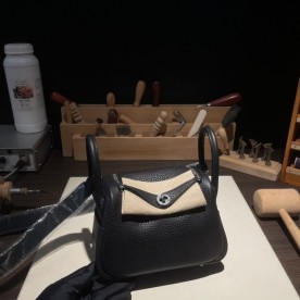 [에르메스] 클레망스 미니 린디 19cm