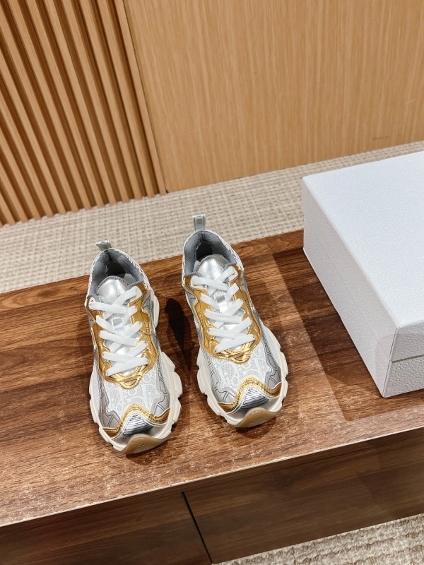 [디올] 신상 스니커즈 DIOR CHRONO SNEAKERS    