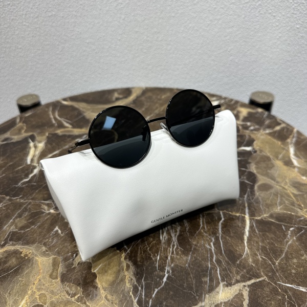 CELINE SUNGLASS