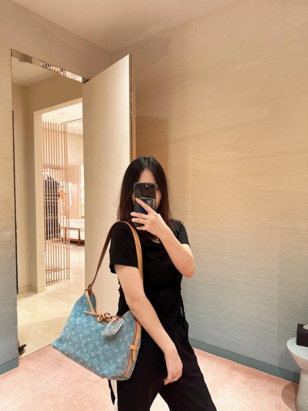 [루이비통] CARRY ALL 숄더백