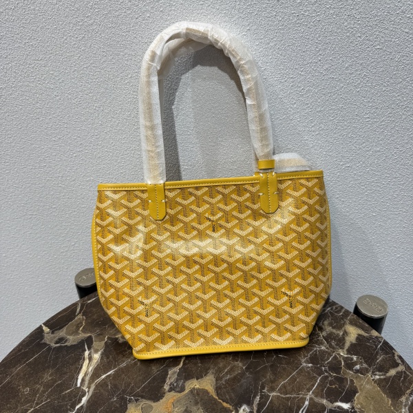 GOYARD