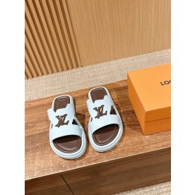 [루이비통] 신상 슬리퍼  