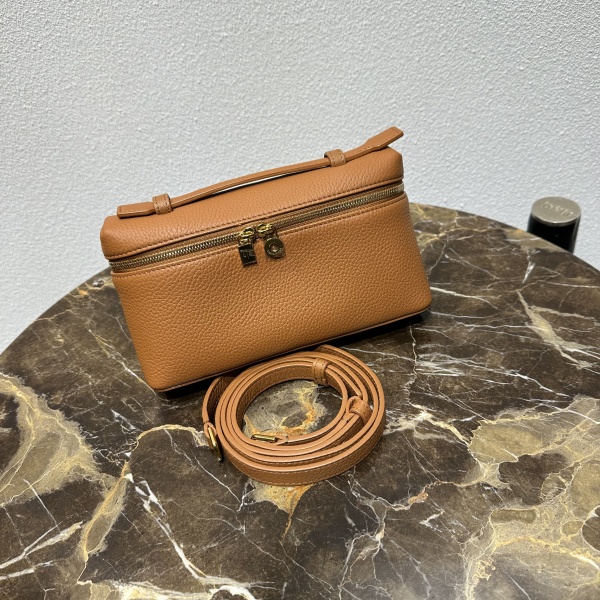 LORO PIANA