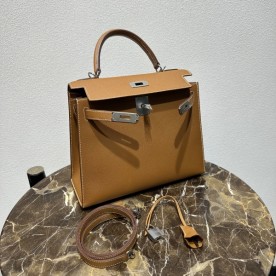 실사 [에르메스] 앱송 켈리 백 HERMES KELLY 28