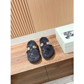 [버버리] 신상 슬리퍼