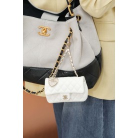 [샤넬] 신상 25A MINI 백