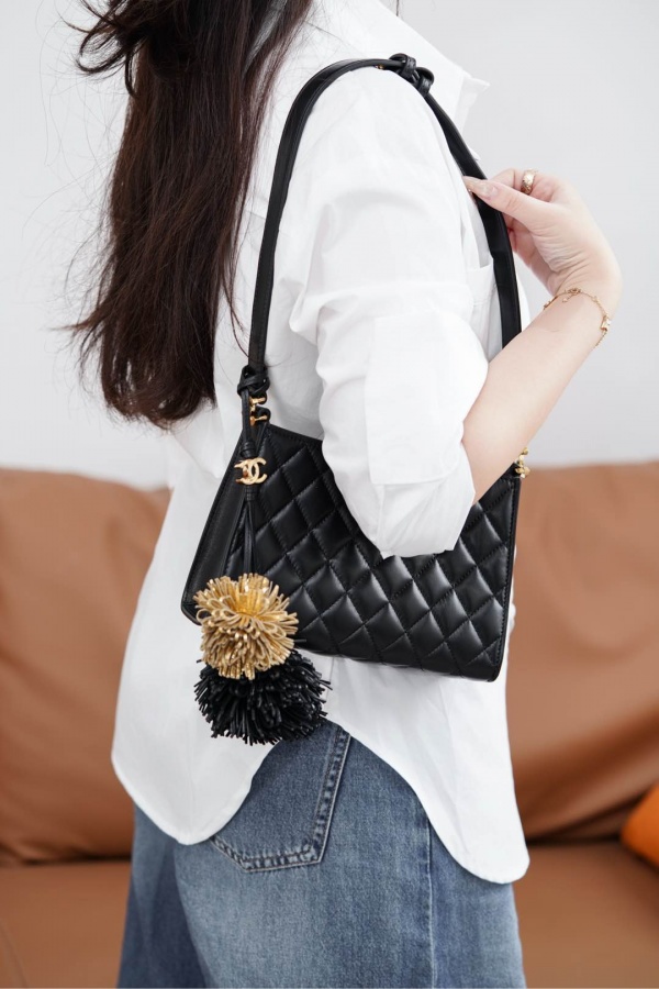 [샤넬] 26X HOBO 숄더백