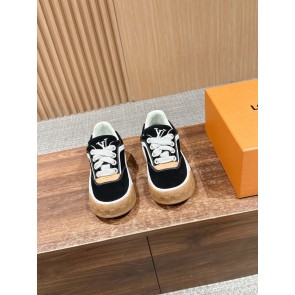 [루이비통] LV TILTED 신상 남여공용 스니커즈