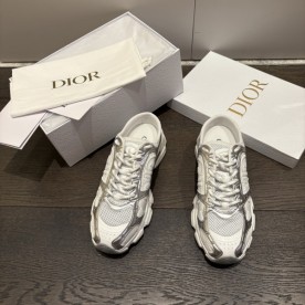 [디올] 신상 스니커즈 Dior CHRONO Sneakers