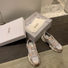 [디올] 신상 스니커즈 Dior CHRONO Sneakers